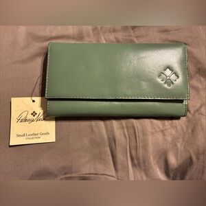 Patricia nash ladies leather Terresa Sage wallet
